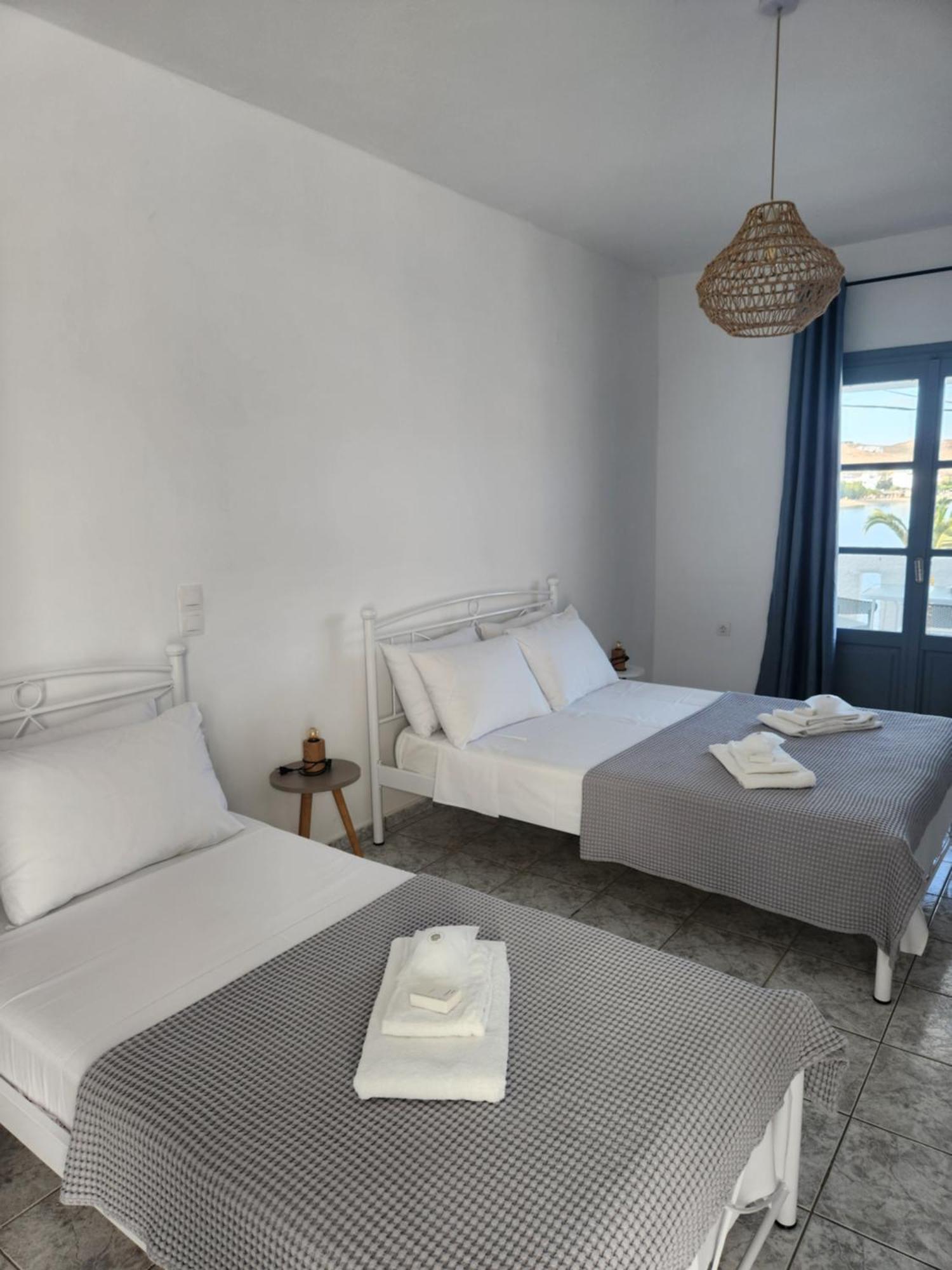 Eleios Hotel Serifos Livadi  Ngoại thất bức ảnh